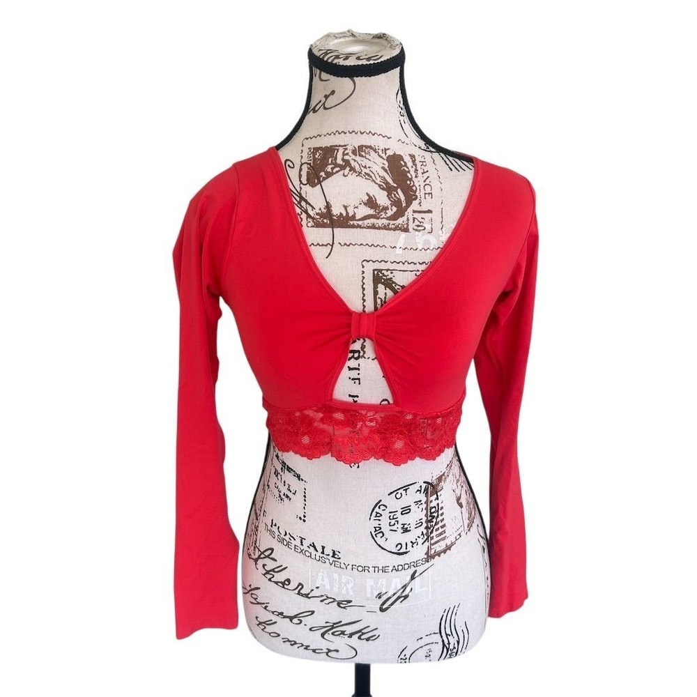 Anthropologie Knotted Lace Hem Crop Top Womens S/M Red Long Sleeve V-Neck NEW - Picture 2 of 8